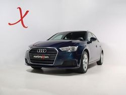 Azul Usado 2017 Audi A3 | € 16.490 (Bom preço)