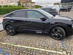 Preto Usado 2022 Citroën C4 PureTech Citadino | € 18.800 (Preço justo)