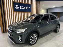 Cinza Usado 2022 Kia Stonic SUV | € 15.450 (Preço justo)