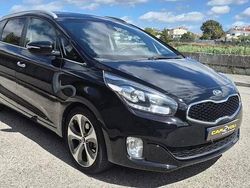 Preto Usado 2016 Kia Carens Monovolume | € 15.450 (Preço justo)