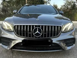 Cinzento Usado 2018 Mercedes E220 | € 26.999 (Super Preço)