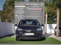 Cinza Usado 2020 Toyota Yaris | € 12.999 (Bom preço)