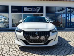 Branco Usado 2022 Peugeot 208 Allure Citadino | € 16.900 (Preço justo)