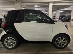 Branco Usado 2019 Smart ForTwo Coupé Coupé | € 14.000 (Preço justo)