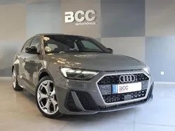 Cinzento Usado 2021 Audi A1 Sportback Citadino | € 29.990