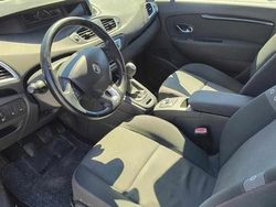 Preto Usado 2013 Renault Scénic III Monovolume | € 4.900 (Super Preço)