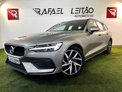 Cinzento Usado 2020 Volvo V60 Carrinha | € 29.500 (Preço justo)