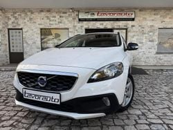 Branco Usado 2014 Volvo V40 Momentum Citadino | € 13.500 (Preço justo)