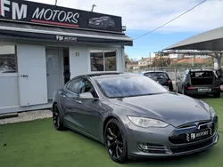 Cinzento Usado 2014 Tesla Model S Sedan | € 30.750 (Preço justo)