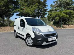 Branco Usado 2022 Fiat Fiorino Monovolume | € 11.500 (Bom preço)