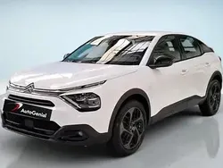 Branco 1.2 t Usado 2024 Citroën C4 Feel Citadino | € 20.990 (Preço justo)