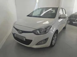 Branco Usado 2014 Hyundai i20 Citadino | € 6.500 (Preço justo)
