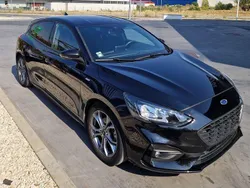 Usado 2020 Ford Focus ST-Line Sedan | € 15.690 (Bom preço)