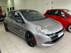 Cinzento Usado 2012 Renault Clio R.S. R.S. Citadino | € 17.250