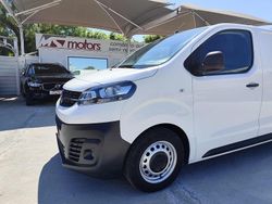 Branco Usado 2021 Opel Vivaro Essentia Van | € 21.950 (Bom preço)
