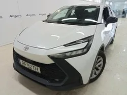 Branco Usado 2023 Toyota C-HR Comfort SUV | € 30.900 (Preço justo)