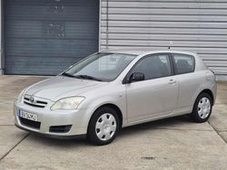 Cinzento Usado 2005 Toyota Corolla | € 8.750 (Preço elevado)