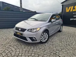Cinzento Usado 2017 Seat Ibiza | € 11.950 (Preço justo)