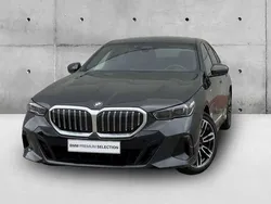 Cinza sophisto metalizada brilhante Usado 2023 BMW 520 Comfort Edition Sedan | € 81.472