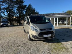 Cinza Usado 2017 Ford Transit Active Monovolume | € 35.900