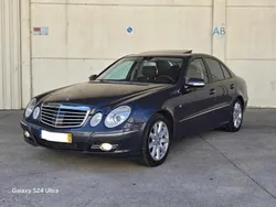 Cinzento Usado 2008 Mercedes E420 Sedan | € 14.999