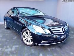 Preto Usado 2010 Mercedes E220 Avantgarde Coupé | € 14.500 (Preço justo)