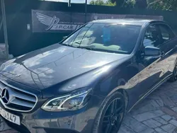 Cinzento Usado 2014 Mercedes E250 Sedan | € 16.900 (Preço justo)