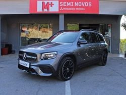 Cinza Usado 2022 Mercedes GLB180 AMG line SUV | € 45.900 (Preço justo)