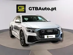 Cinza Usado 2021 Audi Q8 Ambiente SUV | € 59.999