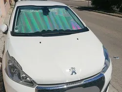 Usado 2019 Peugeot 208 Citadino | € 10.450 (Bom preço)