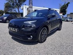 Preto Usado 2017 Citroën C4 Feel Citadino | € 9.990 (Bom preço)