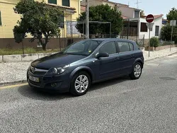 Usado 2007 Opel Astra Cosmo Sedan | € 3.500 (Bom preço)