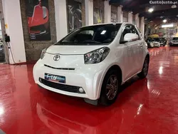 Branco Usado 2009 Toyota iQ Citadino | € 6.990 (Preço justo)