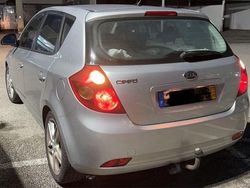 Usado 2007 Kia Ceed Sedan | € 3.999 (Preço justo)