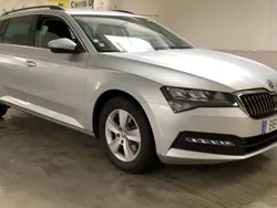 Usado 2023 Skoda Superb Ambition Carrinha | € 30.290 (Bom preço)