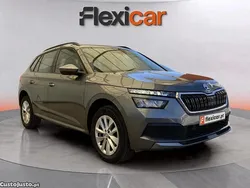 Cinza Usado 2023 Skoda Kamiq Ambition SUV | € 16.890 (Preço justo)