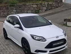 Branco Usado 2013 Ford Focus | € 18.900