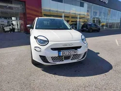 Vermelho Novo 2025 Fiat 600 | € 23.990 (Preço justo)