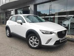 Branco Usado 2018 Mazda CX-3 Evolve SUV | € 15.450 (Preço justo)