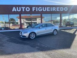 Cinzento Usado 2009 Audi A4 | € 16.999