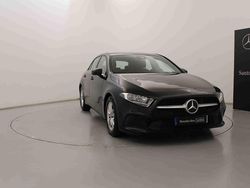 Preto Usado 2020 Mercedes A180 Style Citadino | € 27.990 (Preço justo)