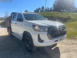 Branco Usado 2023 Toyota HiLux Pickup | € 41.700 (Preço elevado)