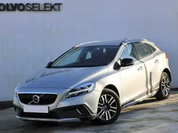 477 cinzento elétrico inscription Usado 2017 Volvo V40 CC Plus Carrinha | € 19.700 (Caro)