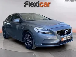 Cinza Usado 2019 Volvo V40 Momentum Carrinha | € 17.490 (Bom preço)