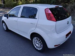 Branco Usado 2019 Fiat Punto Citadino | € 8.900 (Preço justo)