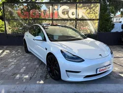 Branco Usado 2019 Tesla Model 3 Performance Sedan | € 28.500 (Preço justo)