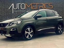 Cinzento Usado 2019 Peugeot 3008 Allure SUV | € 19.750 (Preço justo)