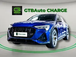 Azul Usado 2023 Audi e-tron SUV | € 57.499