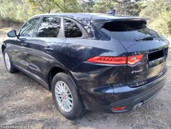 Azul Usado 2018 Jaguar F-Pace Prestige SUV | € 23.750 (Preço justo)