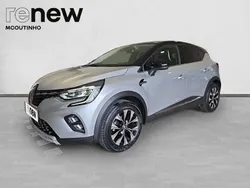 Cinza Usado 2023 Renault Captur Techno SUV | € 20.750 (Preço justo)